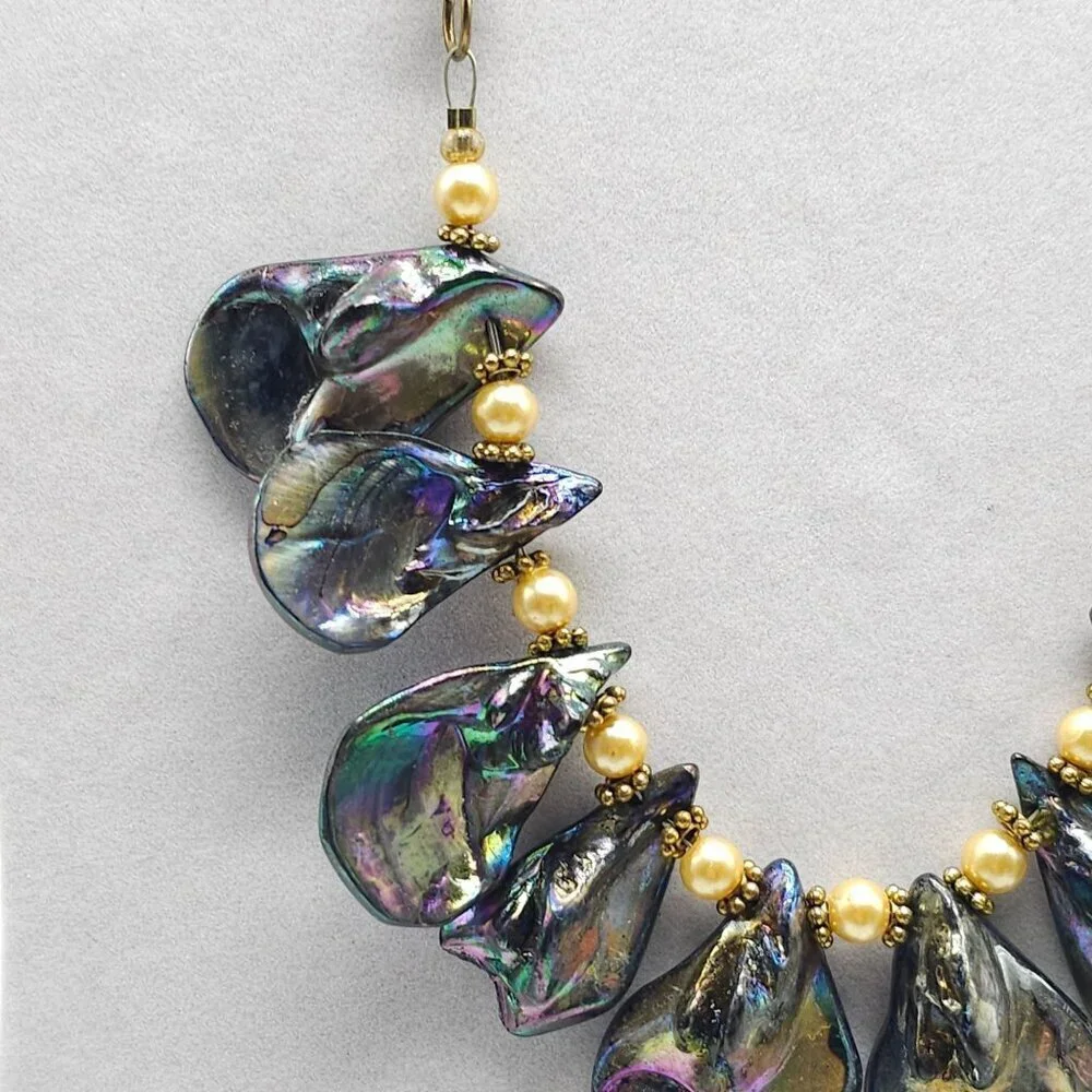 Iridescent Abalone Shell Gold Tone Bead Statement Necklace With Chain Link Clasp